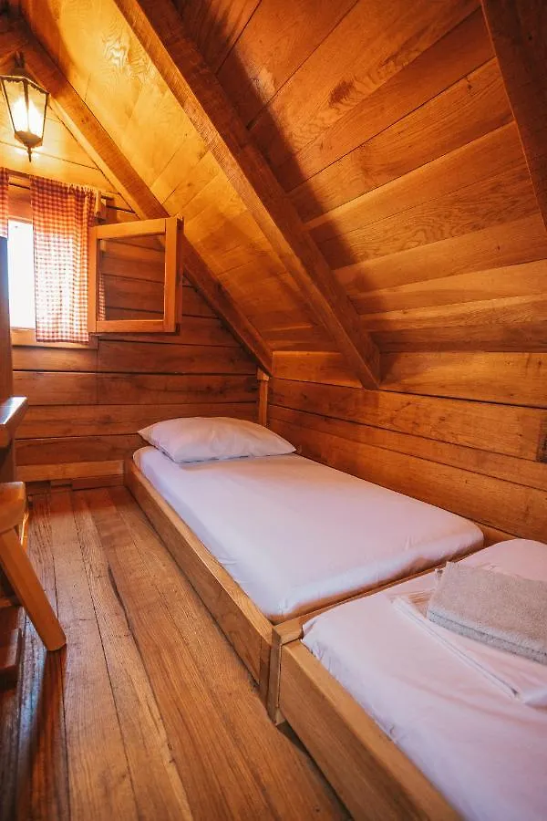 River huts Zrmanja Obrovac Lodge