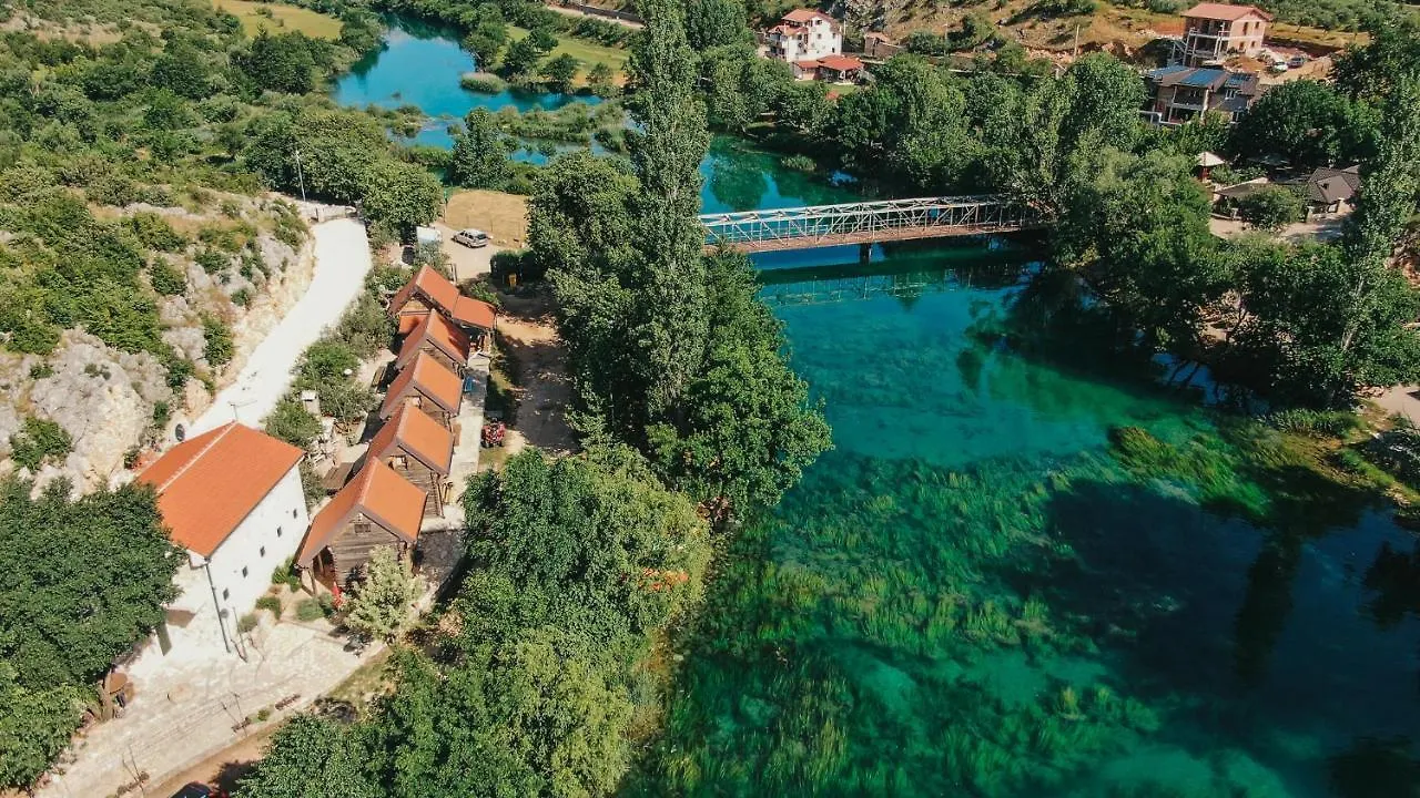 River Huts Zrmanja Obrovac 0*,  Chorvatsko